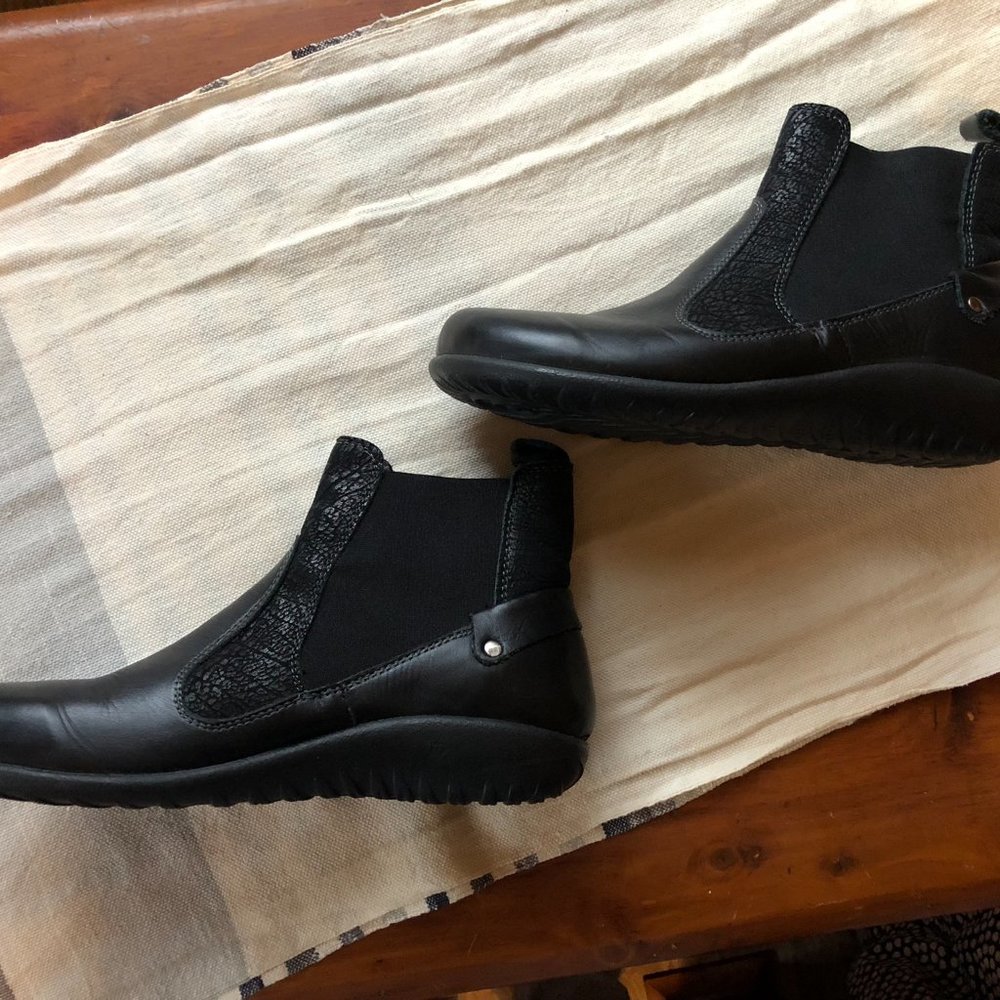 NAOT Konini Black Ankle Boots 37/6